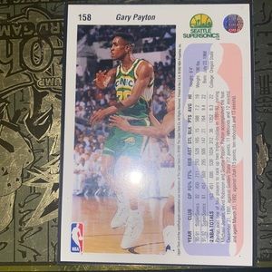 Gary Payton super sonics basketball card 1992